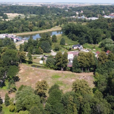 dzialka budowlana przy parku miejskim nysa widok z lotu ptaka